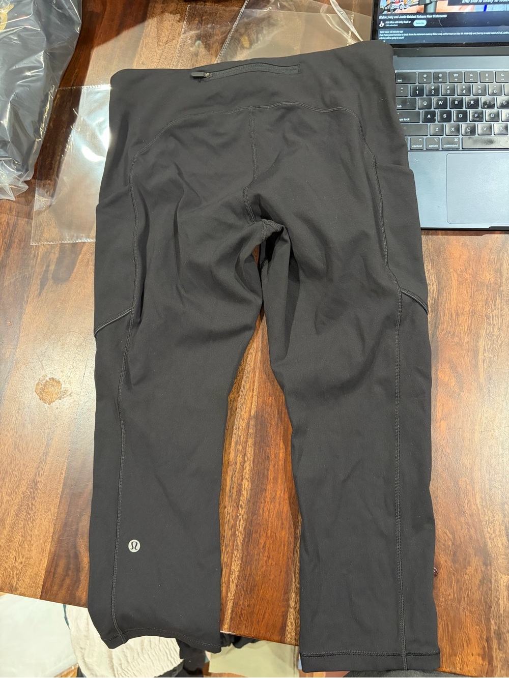 Speed Up Crop Lululemon 10